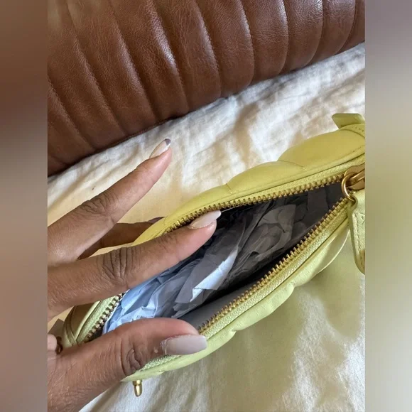 Coach NWT Quilted Swinger 20 - Picture 7 of 9